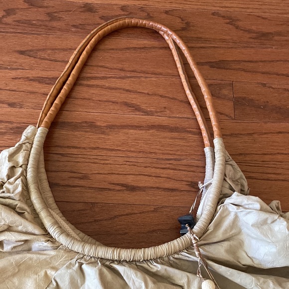 Lisandro Sarasola Oversized Leather Bag - Picture 2 of 8